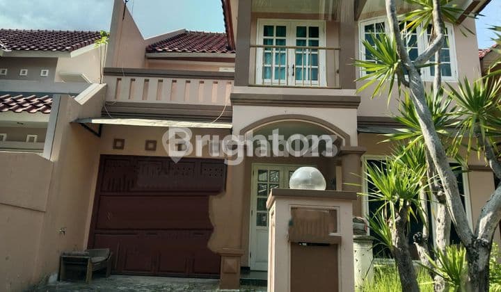 Rumah siap huni lokasi sangat strategis dan komersial
