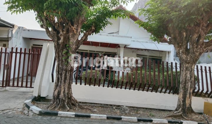 Rumah siap huni lokasi sangat strategis