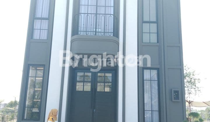 Rumah siap huni lokasi sangat strategis dan komersial