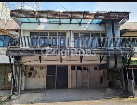 Ready to operate shop house in a very strategic location
