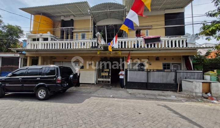 Kos-kosan Lokasi Sangat Strategis Dan Komersial