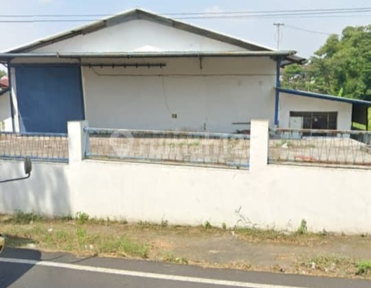 Gudang Lokasi Sangat Sttategis Air Gunung