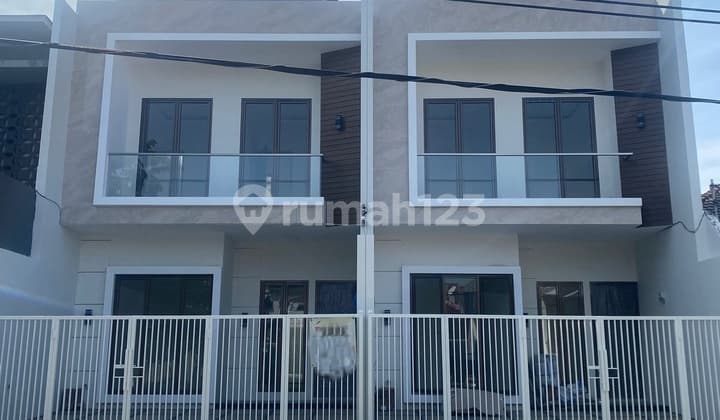 Rumah Baru Gress Siap Huni Lokasi Sangat Strategis