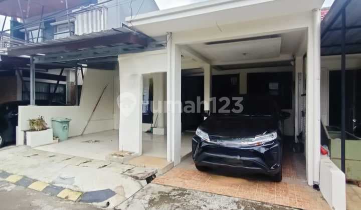 Rumah Luas Siap Huni di Cluster Bebas Banjir Graha Raya