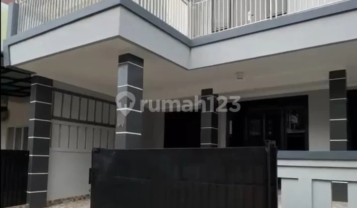 For Rent! Spacious 2-Story House in Cluster Near Parigi Toll Gate Entrance