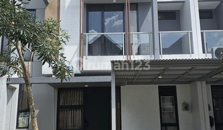 Two-Story Modern House in Yuthica Cluster BSD City