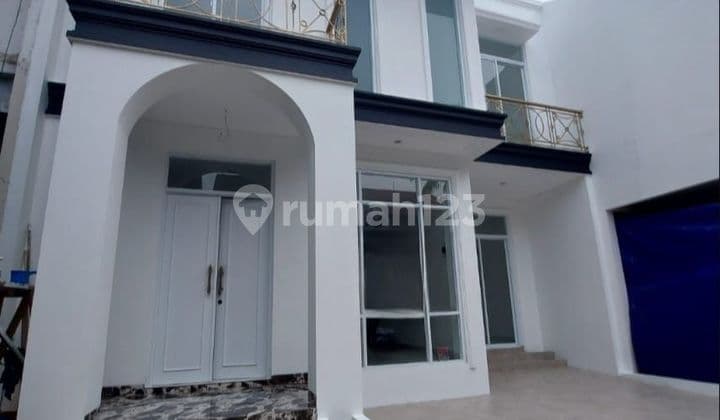 Rumah Brand New Classic Modern Di Bintaro Sektor 9