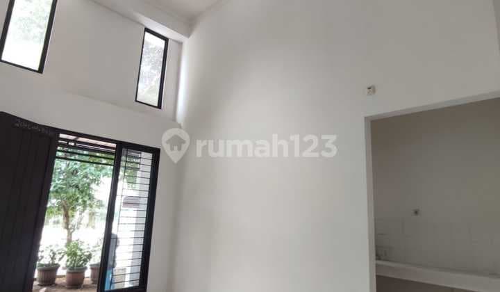 Disewakan Rumah Luas Siap Huni di Cluster Premium Graha Raya