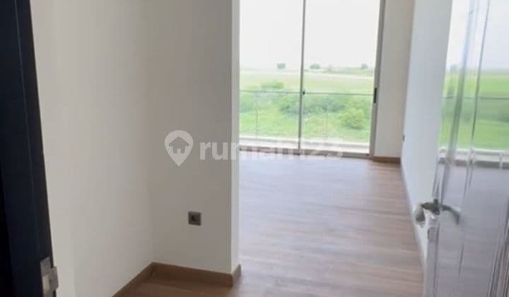 Dijual Rumah Chopin, Golf Island