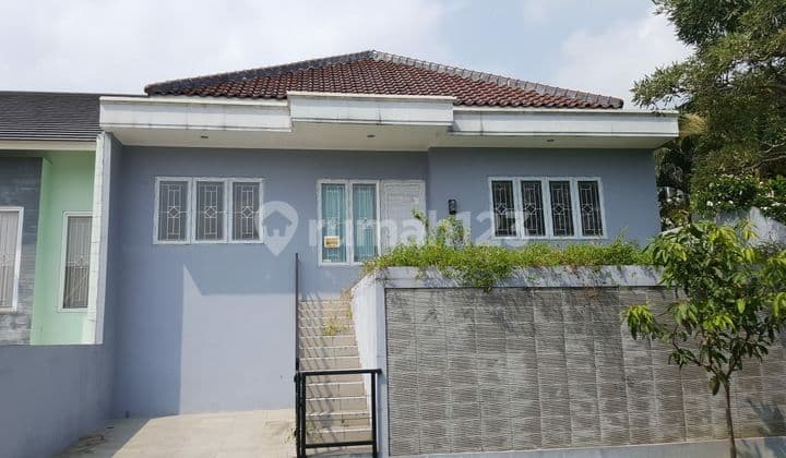 Dijual Rumah 3 Kt Hoek Tengah Di Livistona Pakuan Hill Bogor