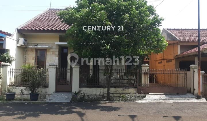 Dijual Rumah Strategis Harga Menarik di Dekat Stasiun Pondok Ranj