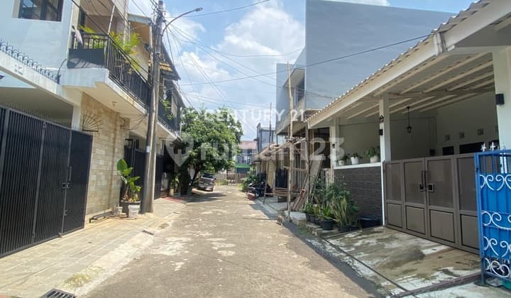 Dijual Rumah Strategis Harga Menarik di Perumahan Griya Jakarta