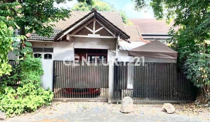 Rumah Strategis Pinggir Jalan Raya Cocok untuk Usaha di Veteran