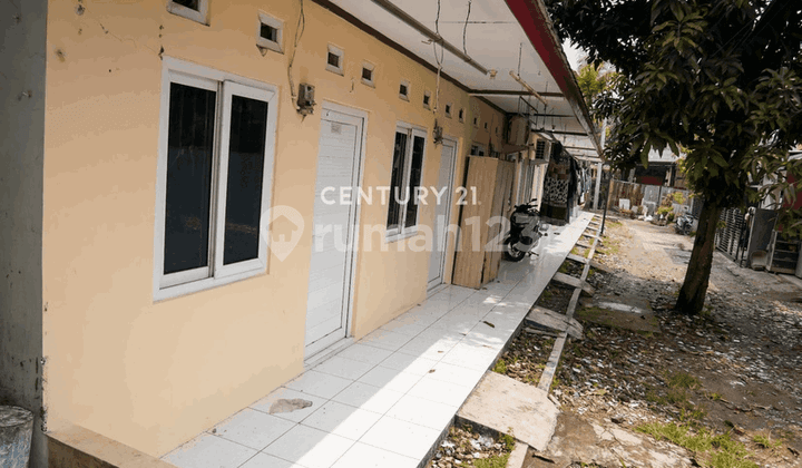 For Sale: 10-Door Boarding House at an Attractive Price in Buaran Serpong.