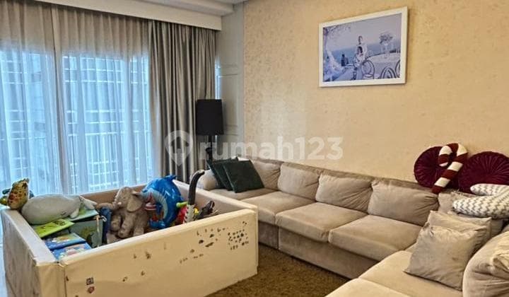 Apartemen Capital Residence 3 BR, Strata, Siap Huni