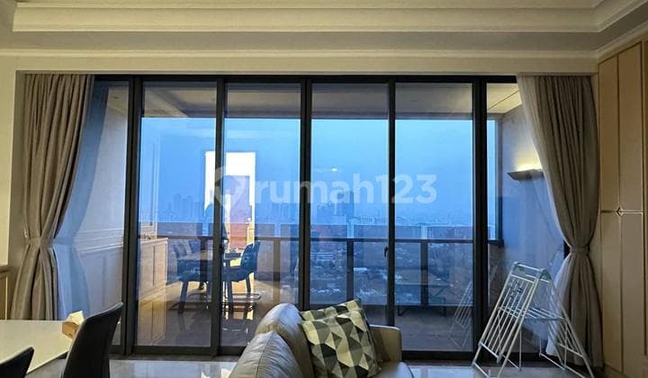 Apartment District 8 Strata Dekat Akses Transjakarta