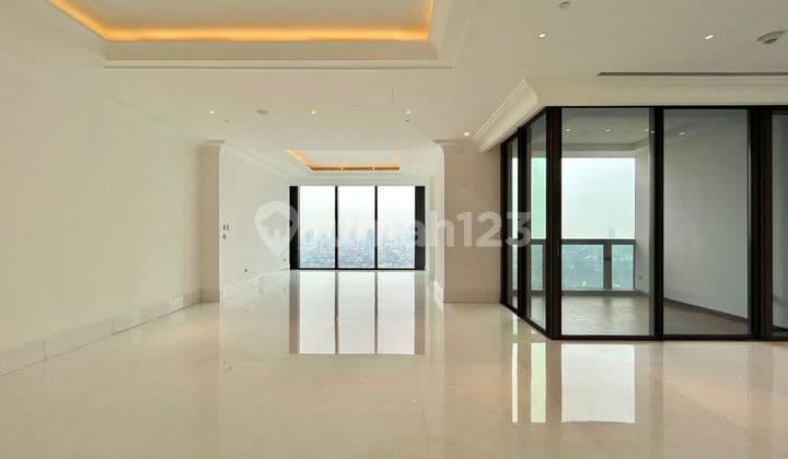 Rent Apartment St Regis 3 BR Nice Unfurnished