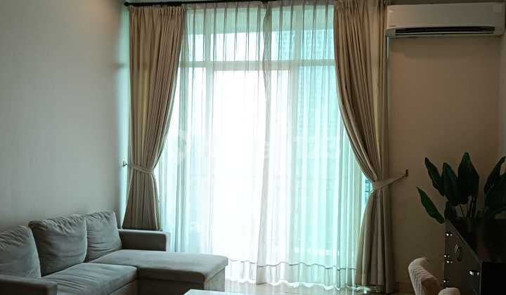 Rent Senayan Residence Apartment 3 BR Nice Furnished