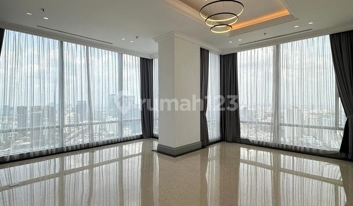 Apartment Raffles Kuningan, 4 BR, Strata Title
