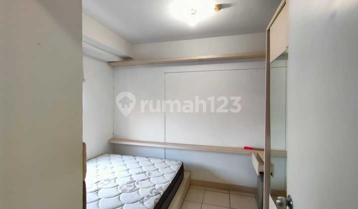 Apartment 2 BR Semi Furnished