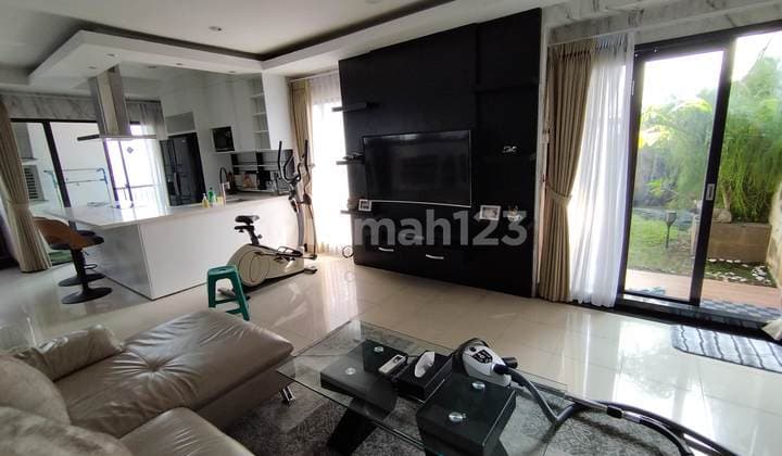 Dijual Cepat Penthouse, Furnish Rapi/Terawat di Cervino Apt, Hanya 500M Dari Mal Kokas, Ari