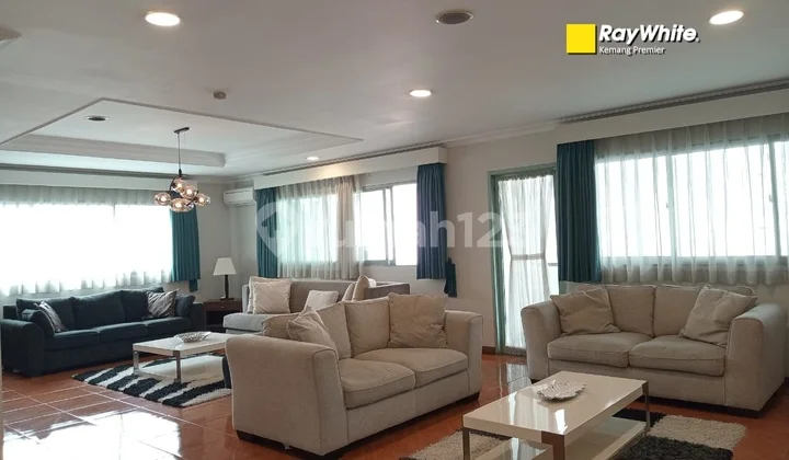 Rumah Bagus di Jual Hos Menteng, Jakarta