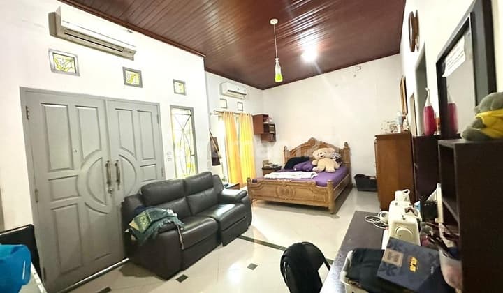 Rumah Asri 2 LT, Akses MRT, di Jual, Kalibata Utara, Jakarta