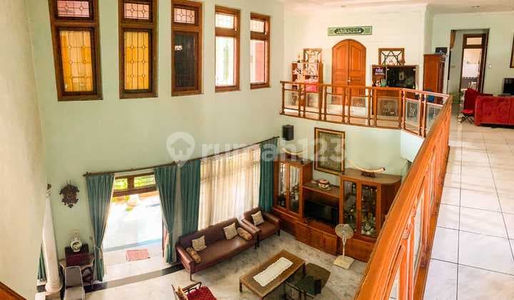 Rumah Bagus, Jl. Gurame, 2 Lantai, SHM, di Pasar Minggu