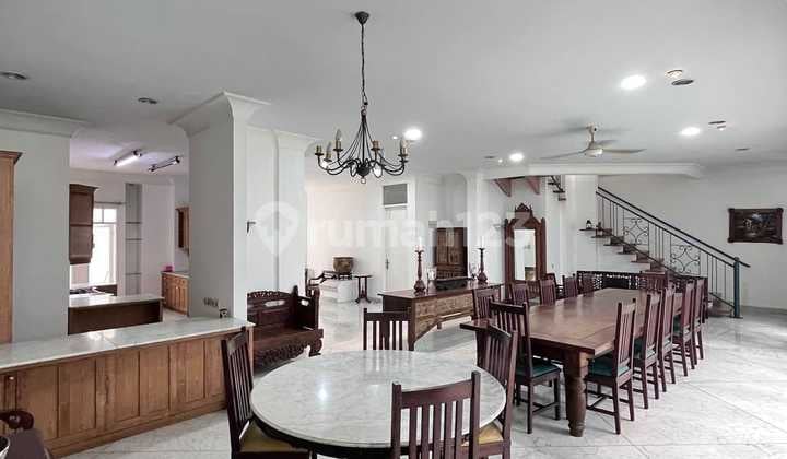 Nice House Pondok Indah, South Jakarta, For Sale Nice House Pondok Indah, South Jakarta, For Sale