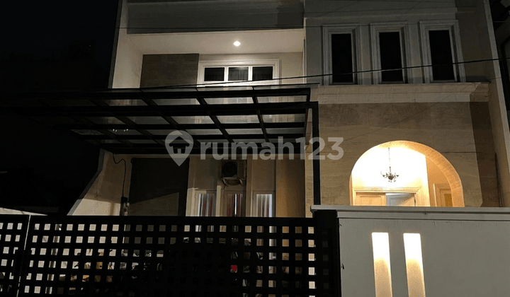Jual Rumah Bagus 3 Lantai Lokasi Strategis di Sunter