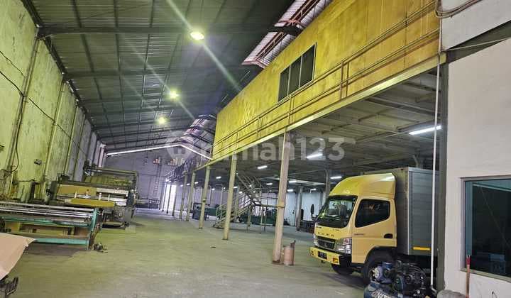 Gudang luas tanah 1800m² kawasan industri pergudangan Ocean Park kec. Kosambi kab. Tangerang