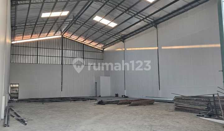 Gudang baru luas tanah 450m² dalam komplek pergudangan di jl. Tegal Alur kec. Cengkareng Jak-Bar