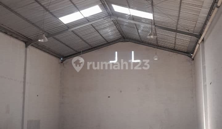 Gudang luas tanah 427m² kawasan industri pergudangan Jurumudi kec. Benda Tangerang