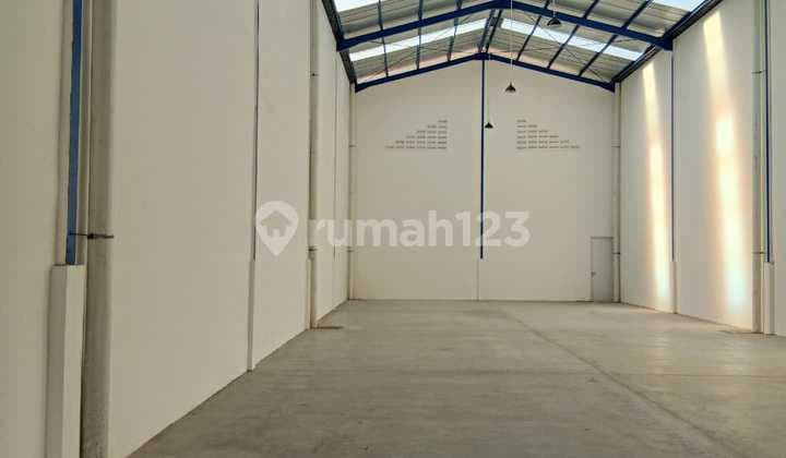 Gudang Luas Tanah 360M² Kawasan Industri Pergudangan di Jl Kapuk Kamal Jak Ut