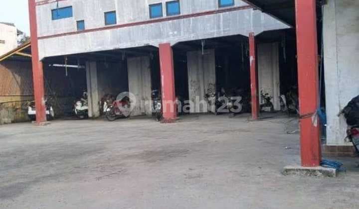 Gudang luas tanah 2727m² di jl. Muara Baru kec. Penjaringan Jak-Ut