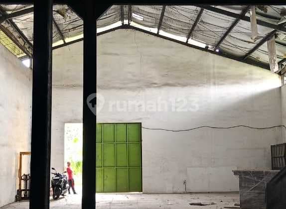 Gudang Luas 1500m² Dalam Komplek Pergudangan di Jl. Salembaran Kec. Kosambi Kab. Tangerang