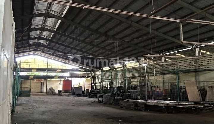 Gudang ex pabrik luas tanah 8000m² di jl. Moh Toha kec. Periuk Tangerang