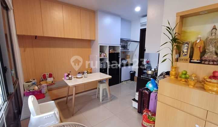 Rumah siap huni 2 lantai luas tanah 60m² furnished cluster Hawaii Pantai Indah Kapuk kec. Teluk Naga kab. Tangerang
