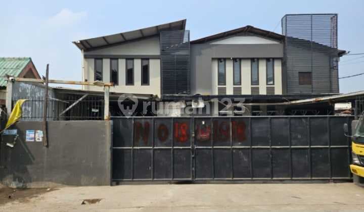 Gudang 2 Lantai Luas Tanah 602M² di Jl. Benda Kab. Tangerang