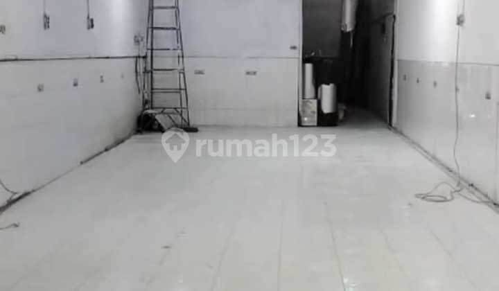 Ruko 2 Lantai Luas Tanah 180M² di Jl. Bandengan Kec. Penjaringan Jak-Ut (Ma)