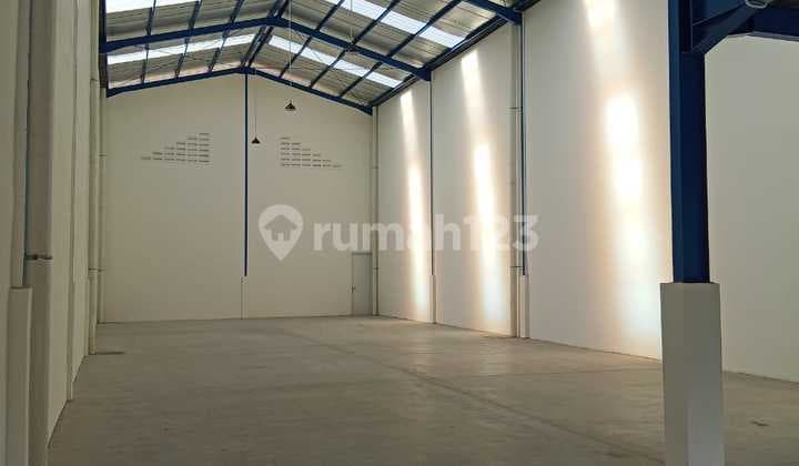 Gudang Luas Tanah 420M² Kawasan Industri Pergudangan di Jl Kapuk Kamal Jak Ut
