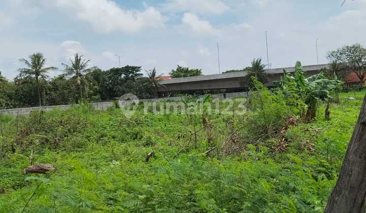 Land area of 8,729 m² on Jl. Raya Dadap, Kosambi District, Tangerang Regency (Ze)