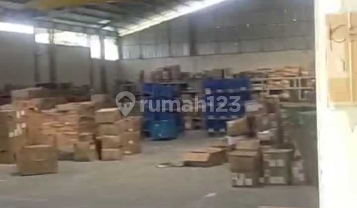 Expansive Warehouse, Land 1200m², Nagrak Industrial Area, Periuk District, Tangerang (Uf)