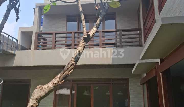 Di Jual Rumah di Cluster Tatar Pitaloka Bangunan Baru Kota Baru Parahyangan, Bandung