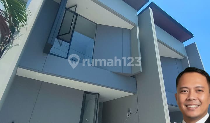 Rumah Modern Minimalis Di Rungkut Mapan, Artistik & Eklusif, Dekat Merr, Ubaya, Upn & Rungkut Industri Surabaya