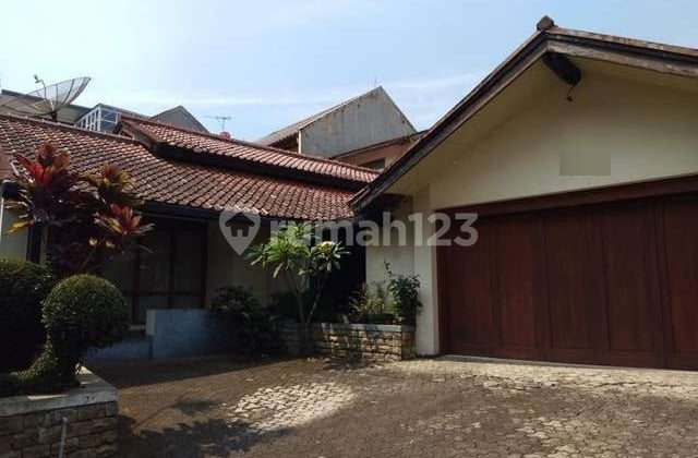 Rumah Lama Hitung Tanah Setra Indah Murah