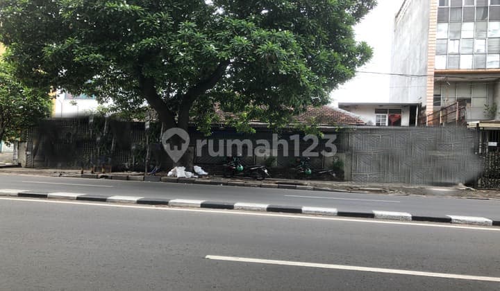 Rumah Tua Hitung Tanah di Pos Pengumben
