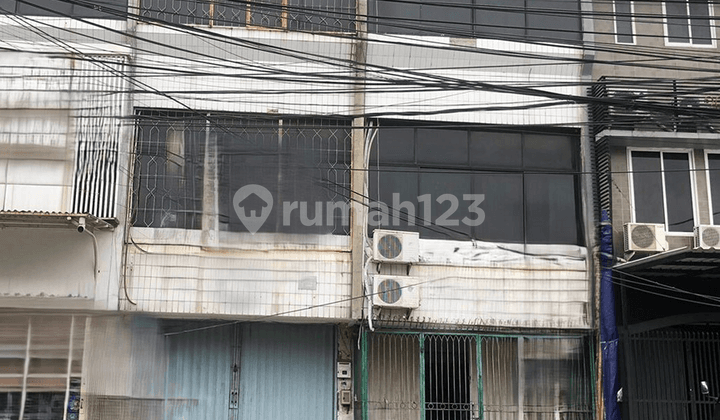 RUKO AREA KOMERSIL BANGUNAN 4 LANTAI DI DURI KEPA