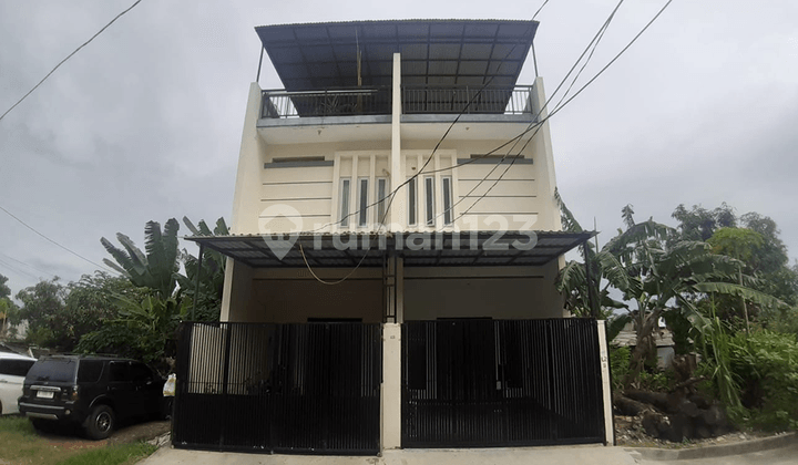 RUMAH GANDENG DALAM KOMPLEK GREEN GARDEN KEBON JERUK