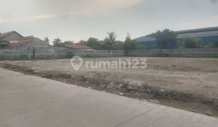 Cheap Sale Plot Land in Cipondoh, Tangerang, Area 2,000 M2